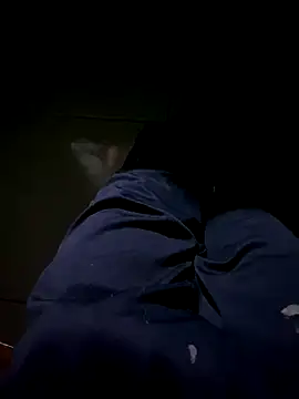 Snapshot of Gomes177 chatting on November 6, 2025, 2:12 am Gomes177 online show from November 6, 2025, 2:12 am