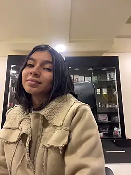 AlyssaRay online show from February 13, 2026, 7:10 pm