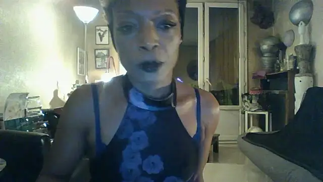 Snapshot of ulnaoumy chatting on November 15, 2025, 5:09 pm ulnaoumy online show from November 15, 2025, 5:09 pm