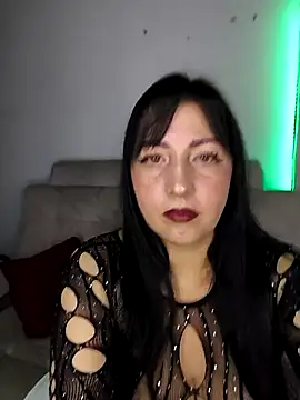 Snapshot of kitten25-hott chatting on October 22, 2025, 2:01 am kitten25-hott online show from October 22, 2025, 2:01 am