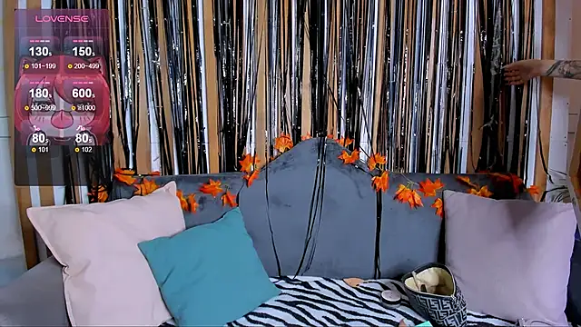 Snapshot of ChloeLewisss chatting on November 3, 2025, 1:19 am ChloeLewisss online show from November 3, 2025, 1:19 am