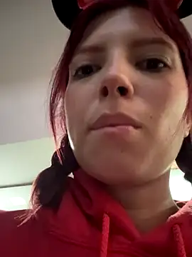 Snapshot of l0lita_sweet chatting on October 23, 2025, 12:04 pm l0lita sweet online show from October 23, 2025, 12:04 pm