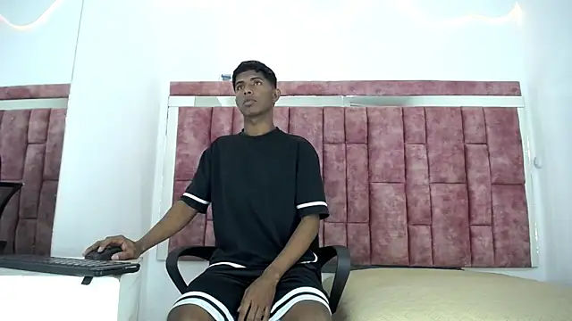 Mick storm online show from March 5, 2026, 7:10 pm