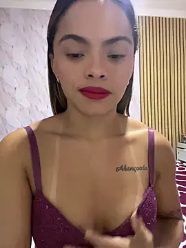 safadinhaquenteW online show from April 13, 2026, 3:56 am