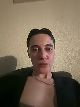 Snapshot of fresh-laD chatting on July 10, 2026, 1:43 am fresh-laD online show from July 10, 2026, 1:43 am
