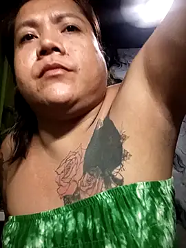 Snapshot of trishacummerts chatting on July 19, 2026, 11:58 am trishacummerts online show from July 19, 2026, 11:58 am