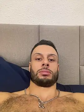 Snapshot of Camaraman05 chatting on October 12, 2025, 6:23 am Camaraman05 online show from October 12, 2025, 6:23 am