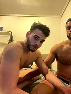 Snapshot of Camaraman05 chatting on October 18, 2025, 6:05 am Camaraman05 online show from October 18, 2025, 6:05 am