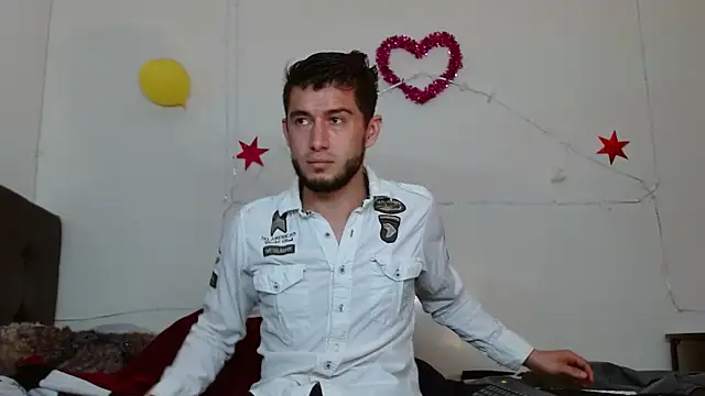 Snapshot of picante70_ chatting on October 28, 2025, 1:14 pm picante70 online show from October 28, 2025, 1:14 pm