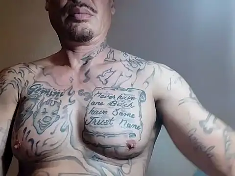 Snapshot of swipeswanger chatting on December 22, 2025, 4:42 am swipeswanger online show from December 22, 2025, 4:42 am