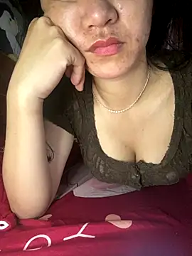 TranOanh999 online show from October 15, 2025, 9:48 pm