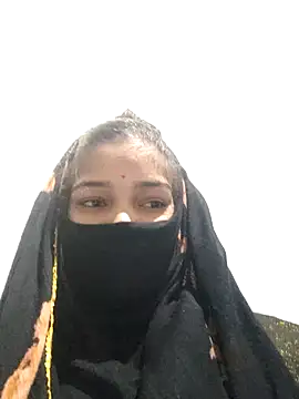 Meena 8 online show from November 6, 2025, 2:51 pm