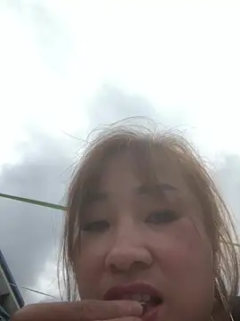 Linh sexyy online show from February 17, 2026, 5:15 am