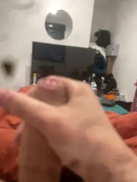 kevin-huge online show from April 21, 2026, 4:34 pm