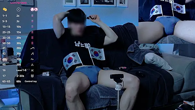 koreanboy2341 online show from March 2, 2026, 1:18 pm