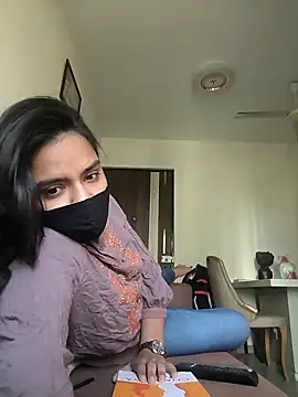 radhika4445 online show from March 15, 2026, 9:37 am