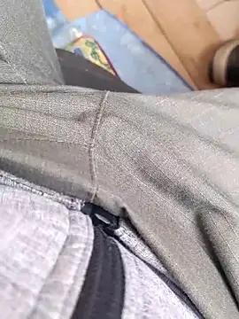 Snapshot of szabi1995 chatting on October 17, 2025, 12:30 pm szabi1995 online show from October 17, 2025, 12:30 pm