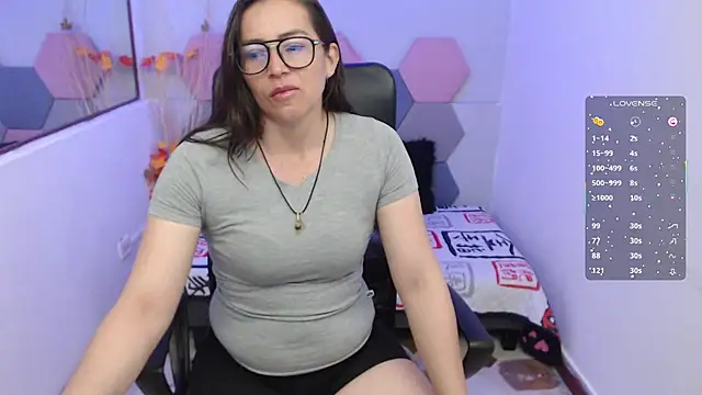 Snapshot of Lui_Fer01 chatting on October 15, 2025, 10:37 am Lui Fer01 online show from October 15, 2025, 10:37 am