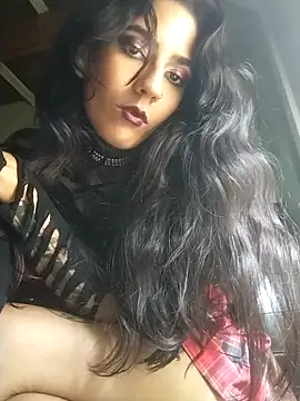 Snapshot of Reiha chatting on October 20, 2025, 7:31 am Reiha online show from October 20, 2025, 7:31 am