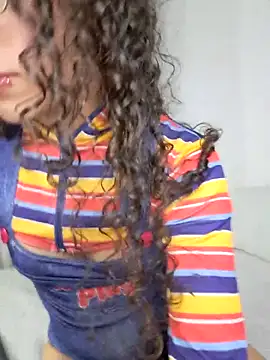 Snapshot of danna_gomez_07 chatting on October 25, 2025, 4:31 am danna gomez 07 online show from October 25, 2025, 4:31 am