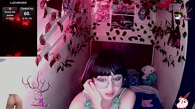 Snapshot of xayah_777 chatting on November 12, 2025, 8:59 am xayah 777 online show from November 12, 2025, 8:59 am