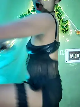 Snapshot of duskyangel chatting on November 27, 2025, 5:20 am duskyangel online show from November 27, 2025, 5:20 am