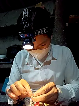 nat-tri online show from November 10, 2025, 12:15 pm