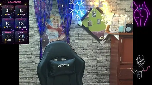 Snapshot of playboybunny-- chatting on October 29, 2025, 6:42 pm playboybunny-- online show from October 29, 2025, 6:42 pm