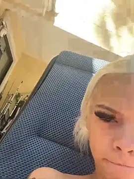 Snapshot of itspinkkk chatting on October 14, 2025, 4:08 pm itspinkkk online show from October 14, 2025, 4:08 pm