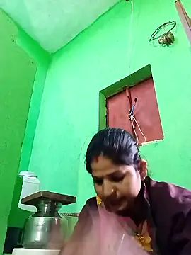 Karishma cute online show from December 5, 2025, 11:52 am