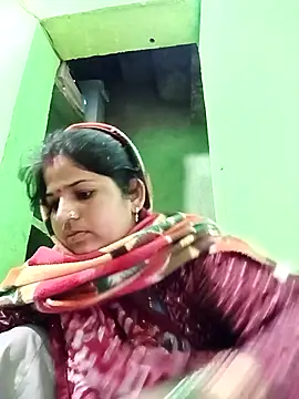 Karishma cute online show from January 15, 2026, 2:49 am