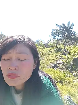 Snapshot of siusiu-00 chatting on February 5, 2026, 4:39 am siusiu-00 online show from February 5, 2026, 4:39 am