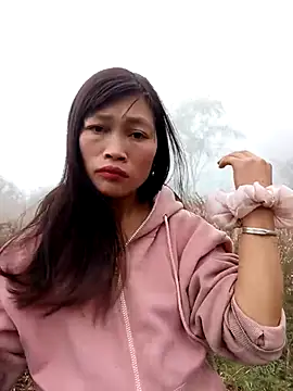 Snapshot of siusiu-00 chatting on February 20, 2026, 7:32 am siusiu-00 online show from February 20, 2026, 7:32 am