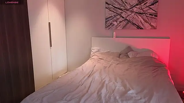 Snapshot of Miraa_Belle chatting on October 25, 2025, 12:56 pm Miraa Belle online show from October 25, 2025, 12:56 pm