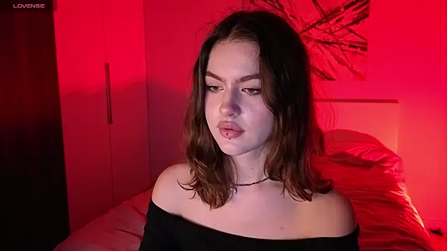 Snapshot of Miraa_Belle chatting on November 8, 2025, 4:40 pm Miraa Belle online show from November 8, 2025, 4:40 pm