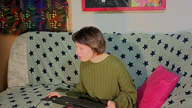 Snapshot of ReincarnatedAngel chatting on October 22, 2025, 6:07 pm ReincarnatedAngel online show from October 22, 2025, 6:07 pm