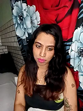 Snapshot of Darling_Annie chatting on November 4, 2025, 7:24 pm Darling Annie online show from November 4, 2025, 7:24 pm