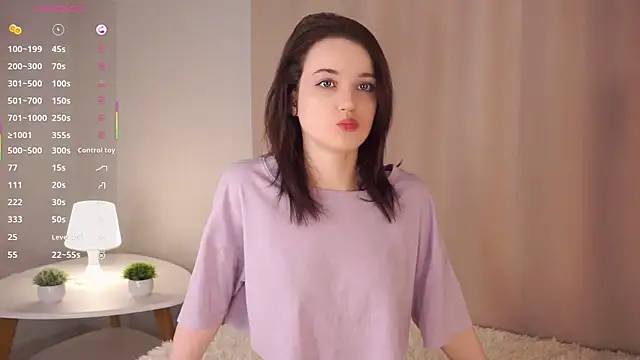 Snapshot of AundreaMarsell chatting on October 19, 2025, 6:36 am AundreaMarsell online show from October 19, 2025, 6:36 am