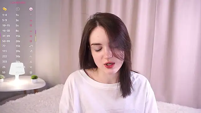 Snapshot of AundreaMarsell chatting on November 4, 2025, 7:18 am AundreaMarsell online show from November 4, 2025, 7:18 am