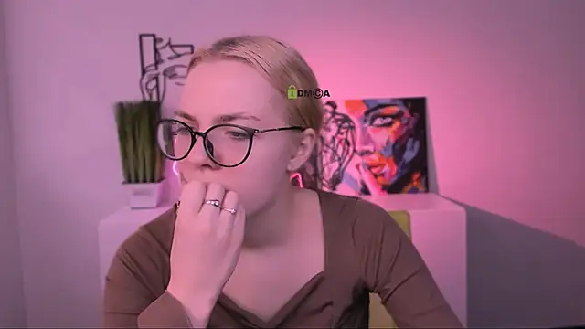 sendi cais online show from November 17, 2025, 7:58 am