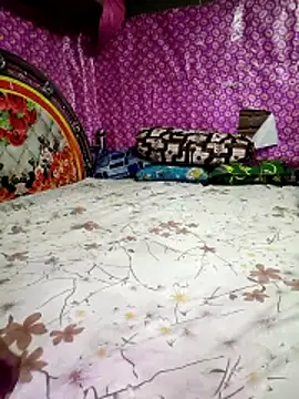 JYRR25 online show from April 6, 2026, 12:08 am