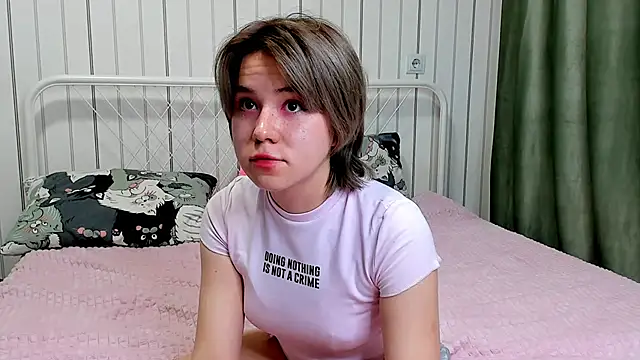 Snapshot of AlisiaEthen chatting on October 26, 2025, 6:08 am AlisiaEthen online show from October 26, 2025, 6:08 am