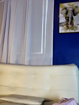 NovaFoxx online show from April 12, 2026, 7:19 pm