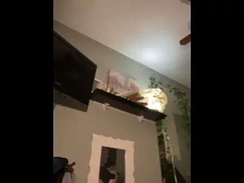 queenkelly1234 online show from December 14, 2025, 1:11 am