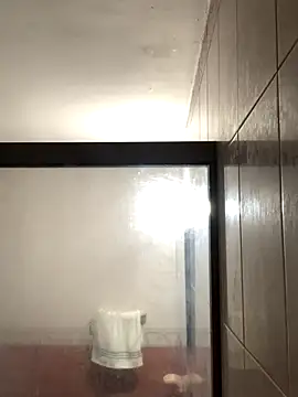 La-Gatiita-trans online show from November 17, 2025, 11:10 pm