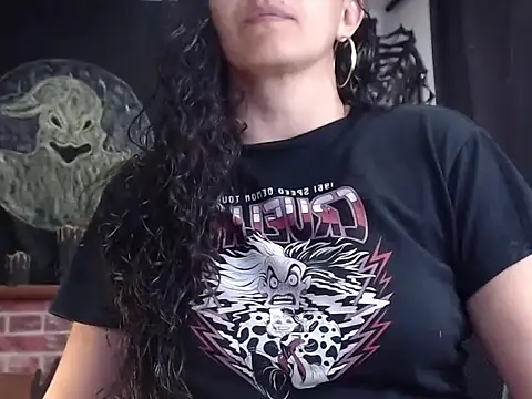 Snapshot of Lucyy_Naugthy chatting on October 30, 2025, 12:39 pm Lucyy Naugthy online show from October 30, 2025, 12:39 pm