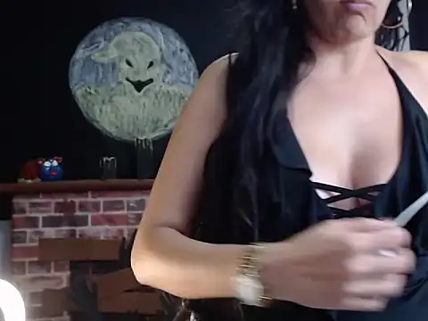 Snapshot of Lucyy_Naugthy chatting on October 31, 2025, 1:01 pm Lucyy Naugthy online show from October 31, 2025, 1:01 pm