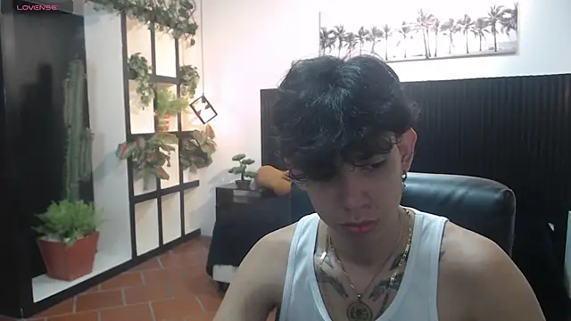 Snapshot of jeander186 chatting on October 25, 2025, 1:07 pm jeander186 online show from October 25, 2025, 1:07 pm