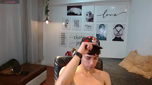 AmethystShadow17 online show from November 25, 2025, 3:45 pm