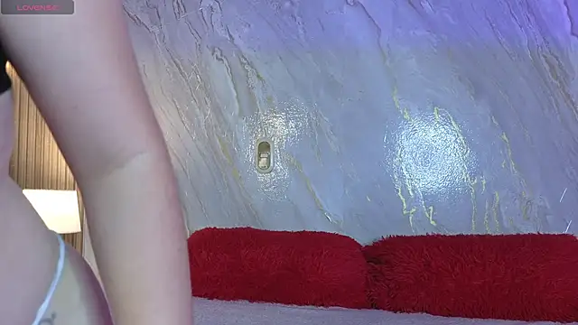 Snapshot of Lexie_Rossee chatting on February 17, 2026, 9:32 pm Lexie Rossee online show from February 17, 2026, 9:32 pm